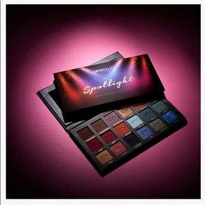 Eyeshadow palette